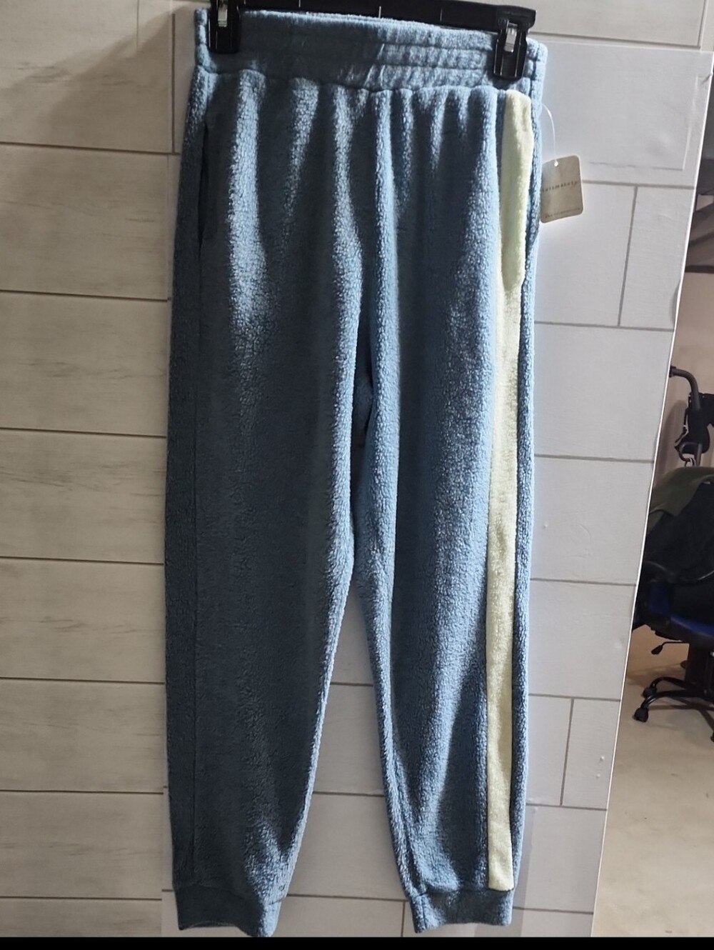 NWT Womens Free People Cozy Blue Fleece Jogger Pants with Cream Stripe